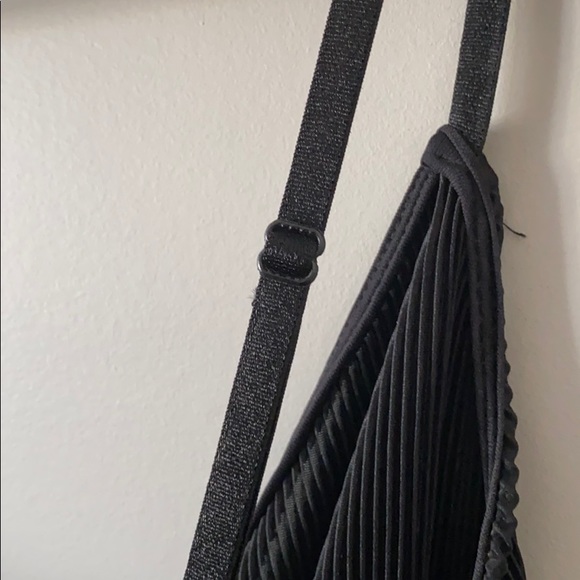 ASOS Long Black Pleated Dress - Picture 8 of 10